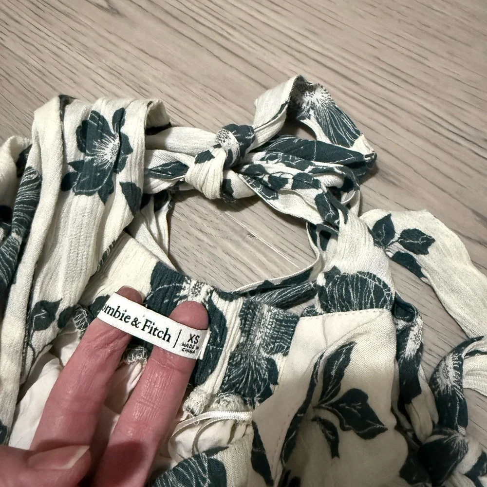 Abercrombie & Fitch Floral Maxi Dress XS Halter Boho Summer